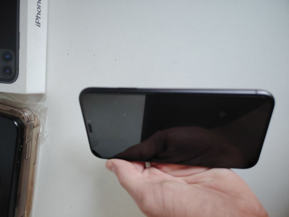 Продам айфон 11 акб 78%