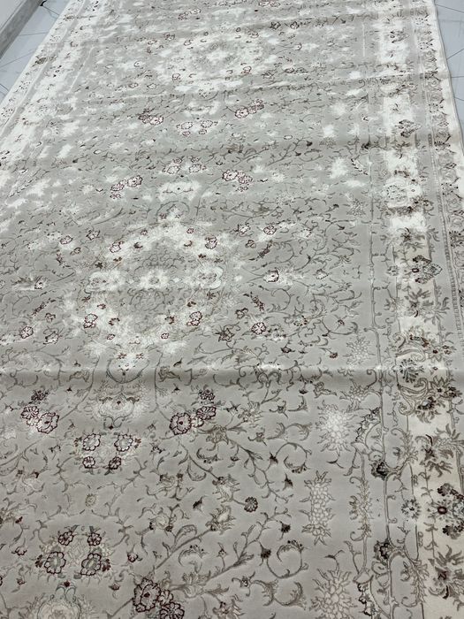 Продам Ковер новый