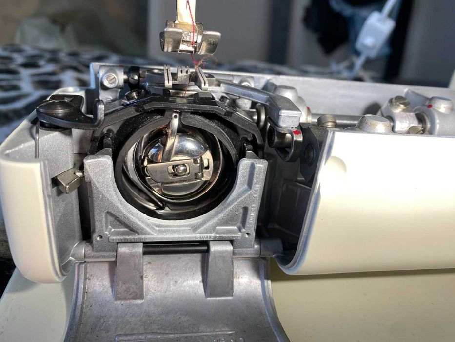 Шевна машина Bernina 900 Nova