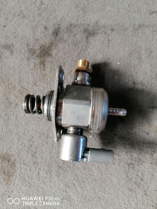 Pompă înaltă presiune Audi a4 b8 motor 1.8 tfsi cod motor CABA benzină