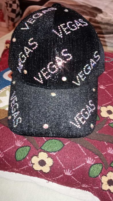 Шапка с козирка VEGAS