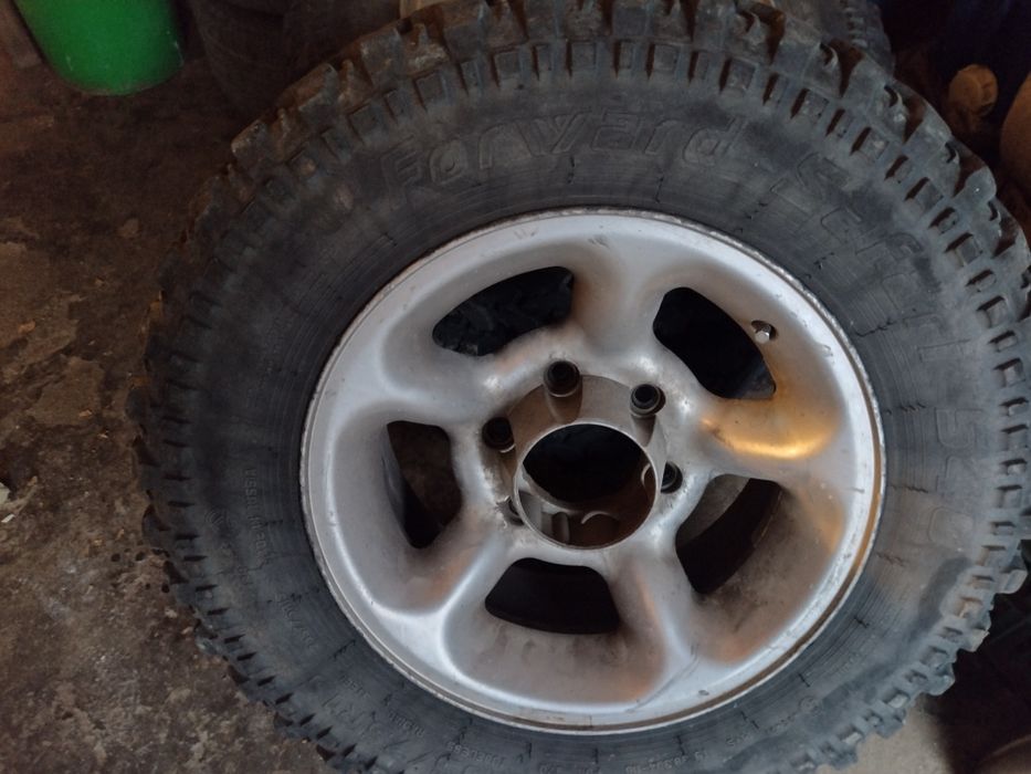 Джанти с гуми за Опел Фронтера