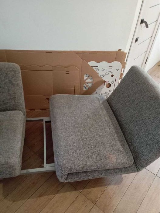 Диван трансформер, раскладной,раздвигается на 2 части