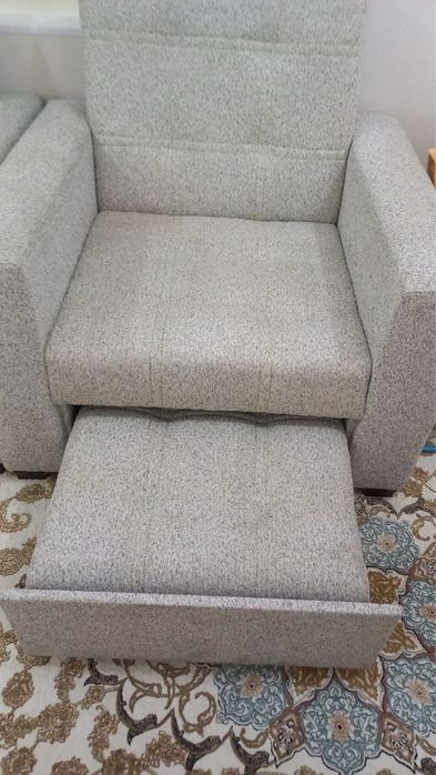 Диван+2 кресло.Таза пайдаланылмаган.Размеры тууры келмеди