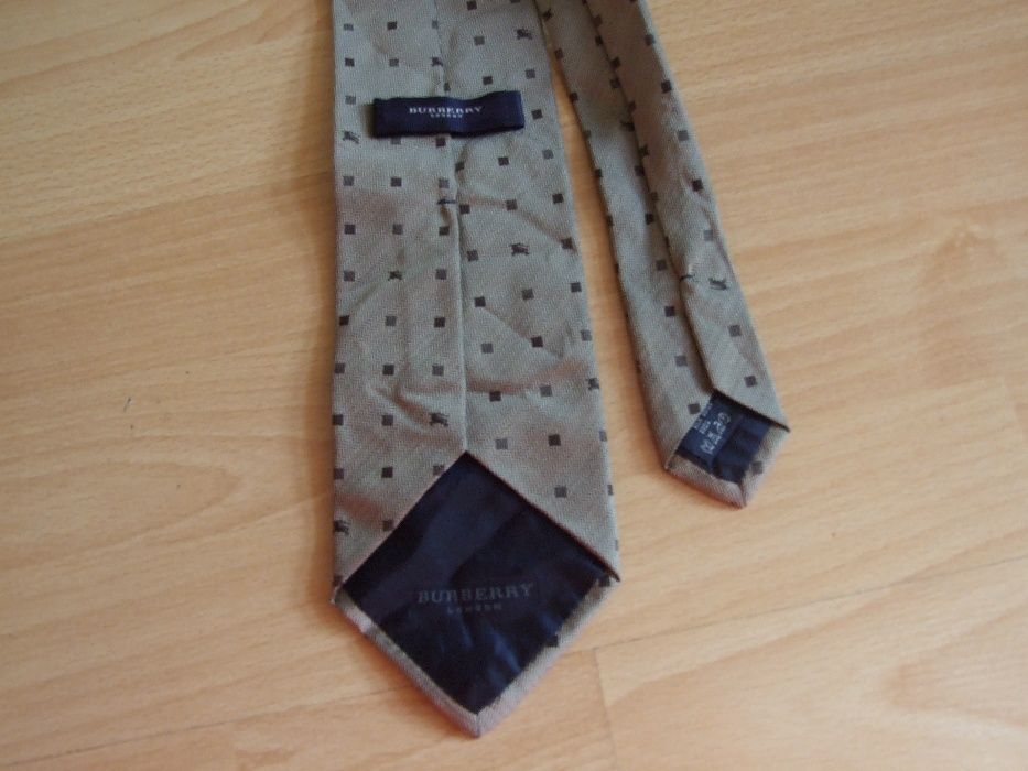 Burberry London оригинална вратовръзка