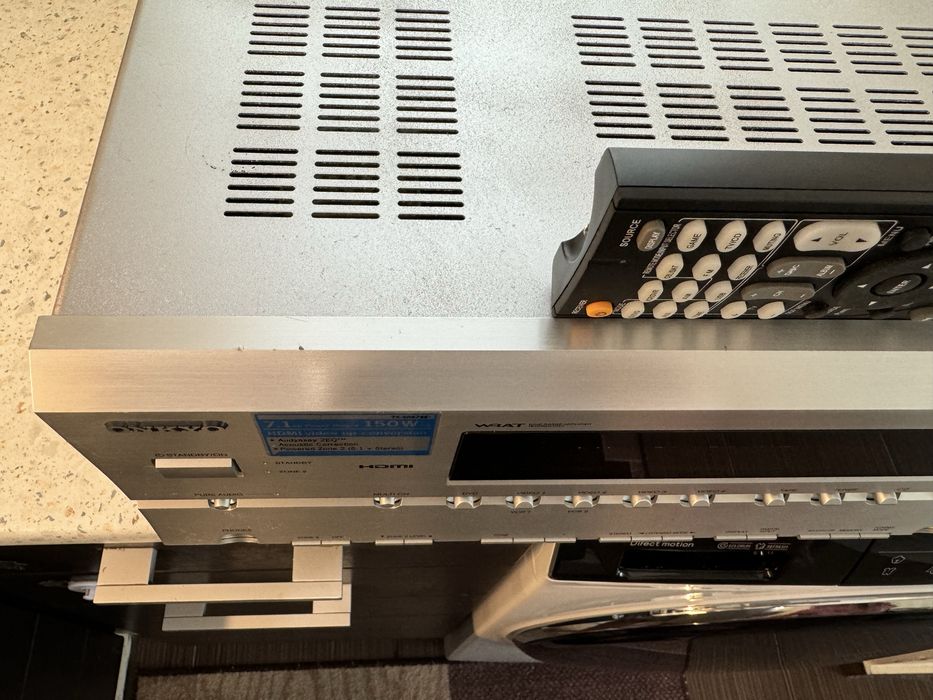 Onkyo TX-SR674e resiver