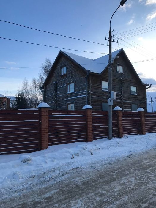 Продаётся трёхэтажный коттедж