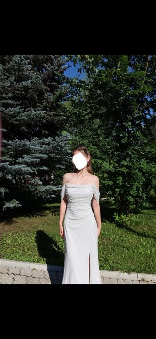 Платье блестящее
