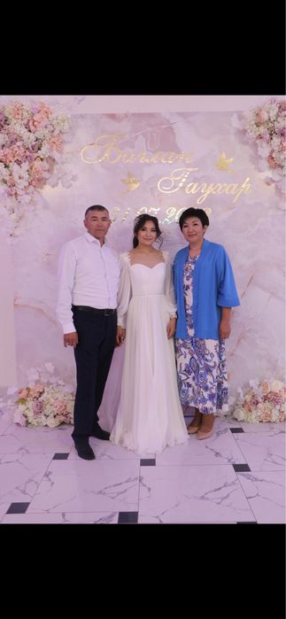 Свадебное платье белое