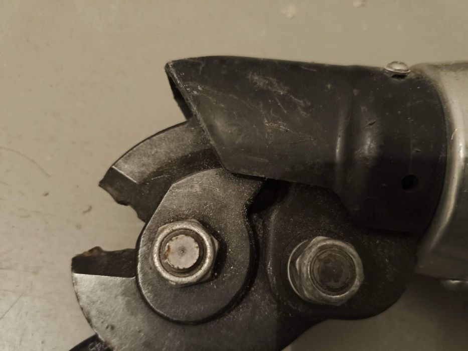 Vind foarfeca hidraulica tăiere fier beton 12 mm max Wacker Neuson RCP 12/230