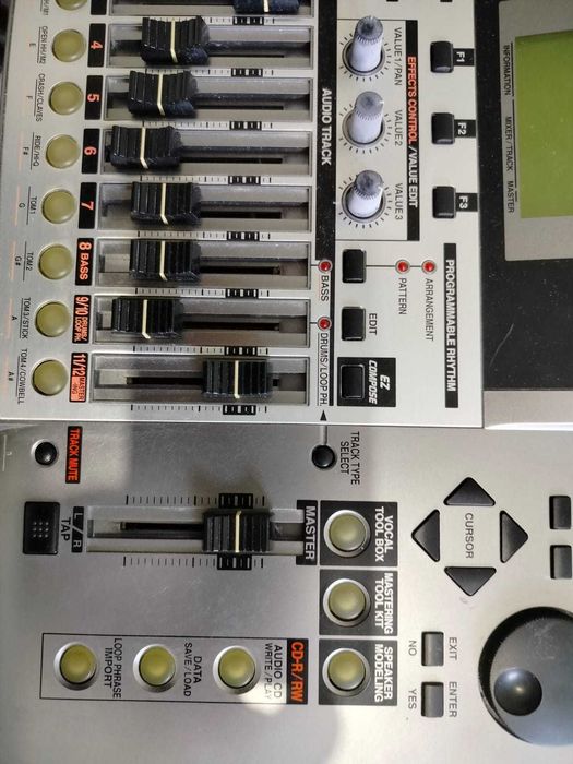 Записывающая студия Roland BR 1200CD