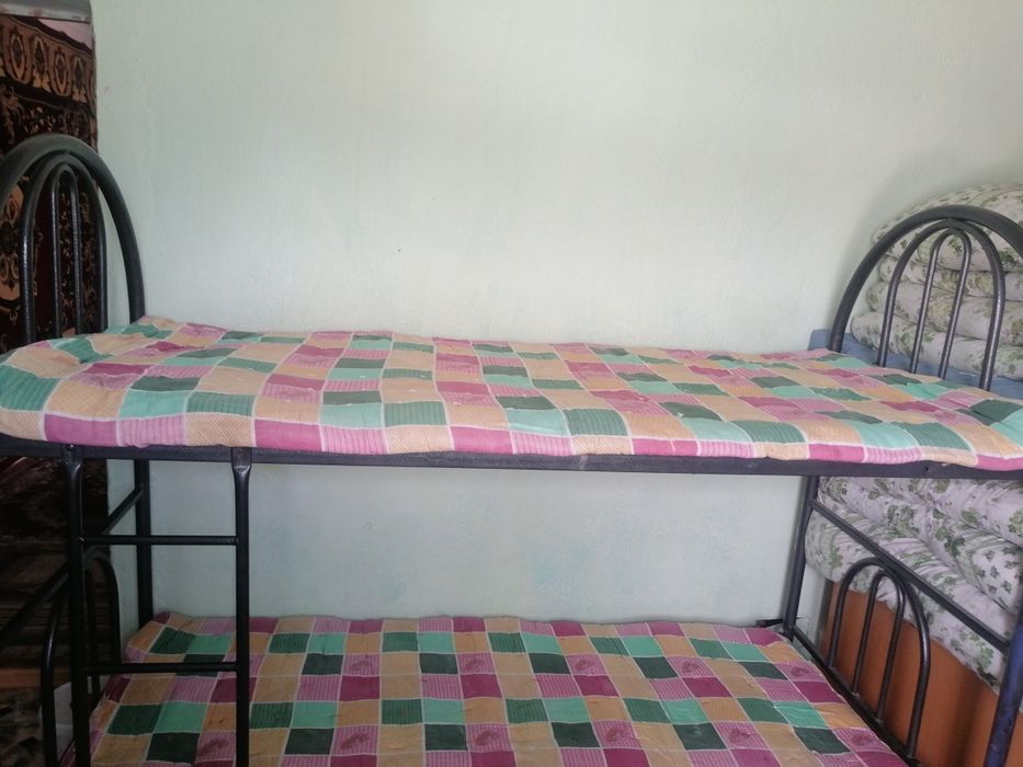 Двухъярусная кровать размер 2х90