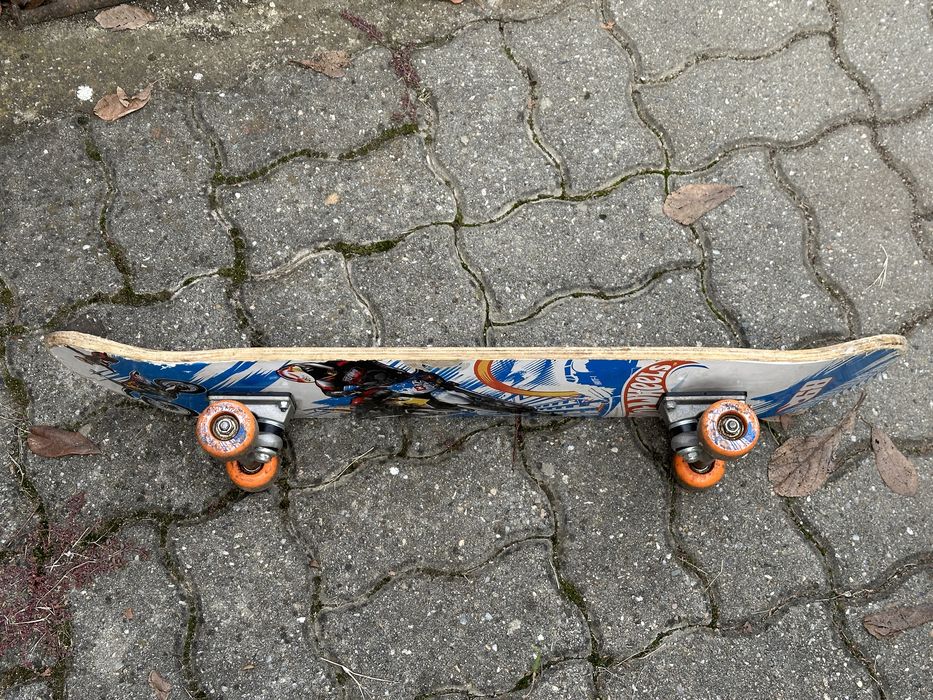 Skateboard placa rotile hotwheels