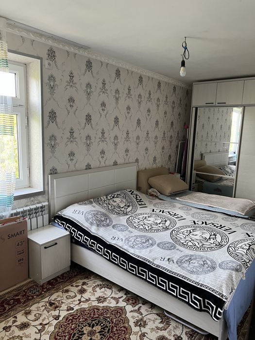 Продаётся 2х комнатная квартира (3мкрй) ориентир солнышка базар