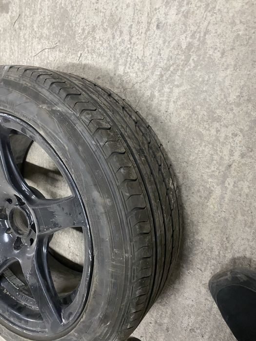 Диски резинами R16х7.0, 4 отверствии.