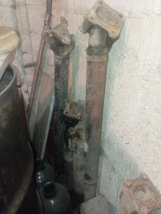 Продам карданные валы для ЗИЛ 131.