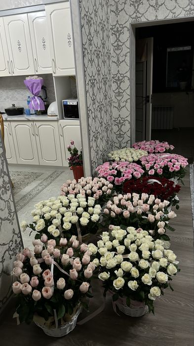 Свежие цветы по оптовке за корзину 20.000