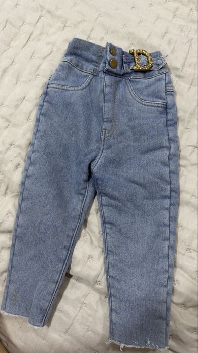 Продам пакет вещей на девочку