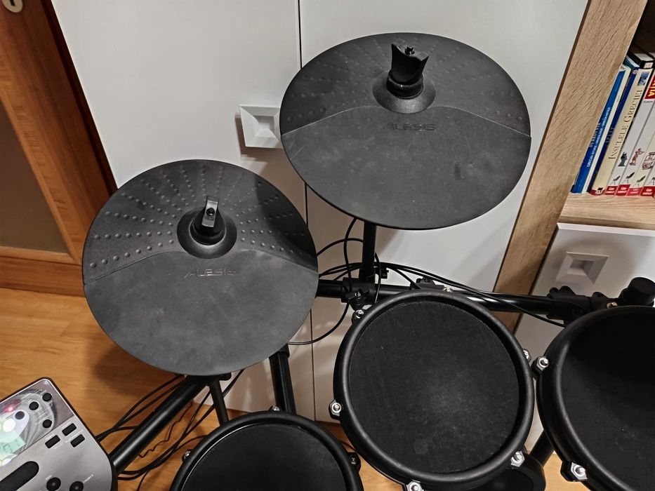 Tobe electronice Alesis Nitro Mesh Kit