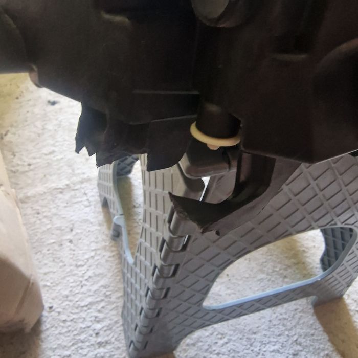 Volvo XC 60 2023 от 2017  ляв фар