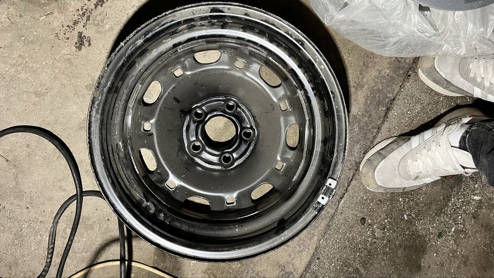 Штампованная диска