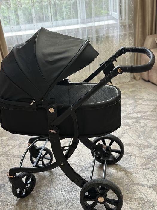 Коляска все сезонная