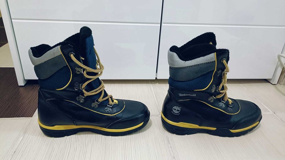 Ghete Timberland masura 38