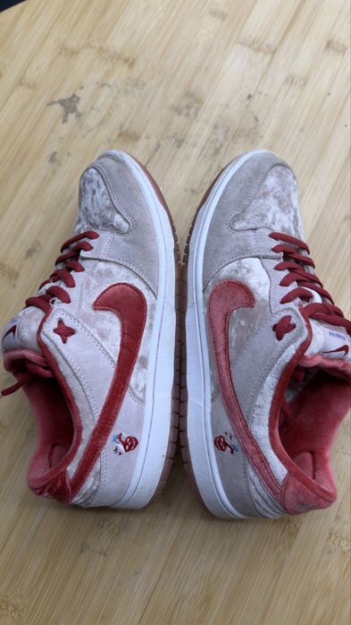 Nike Dunk SB Strange Love