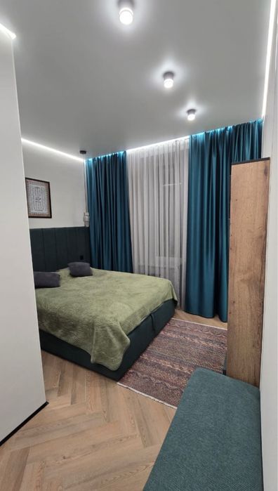 Продам 4-комн. квартиру