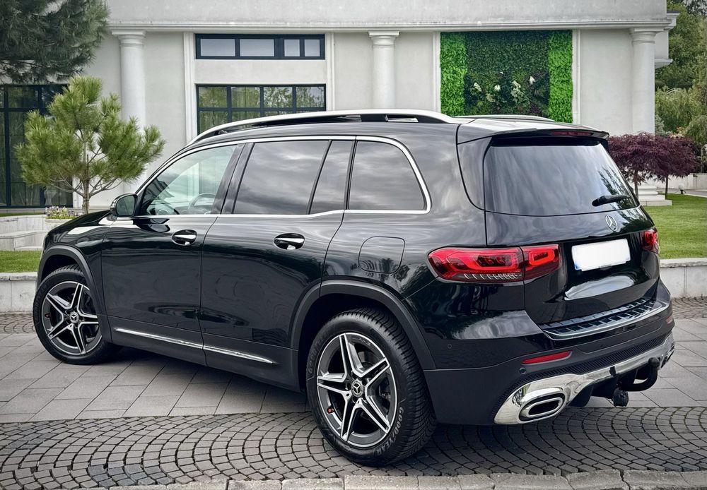 Mercedes GLB 200d AMG Pack 7 Locuri! Pano-Multibeam-MBUX ! Mod 2022