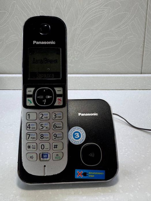 Радиотелефон Panasonic KX-TGA681RU