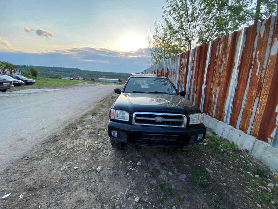 Nissan Pathfinder 3.5i автомат кожа на части нисан патфайндър