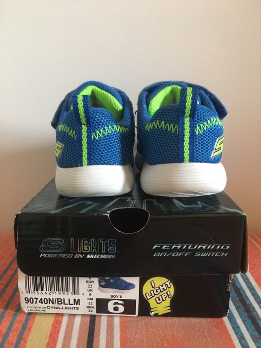 Pantofi copii Skechers nr 22 cu lumini