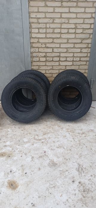Продам резину новую размер 16