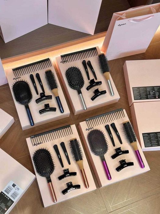 Фен Dyson и родарочный набор от Dyson 7x1