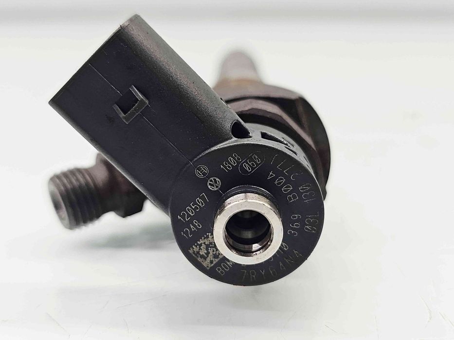 Injector Volkswagen Passat B7 (362) [Fabr 2010-2014] 03L130277J 2.0 TD