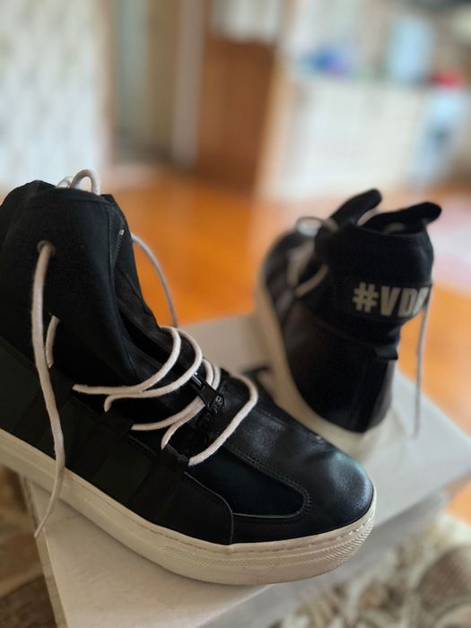 Обувь женская молодежная