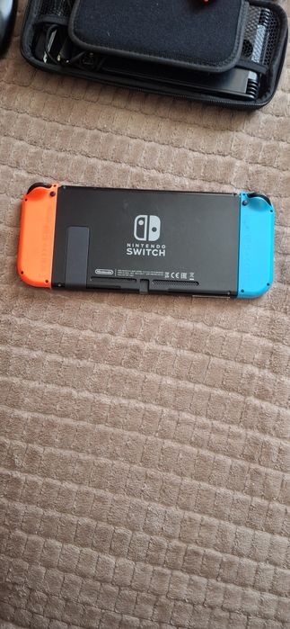 Vand Nintendo switch impecabil