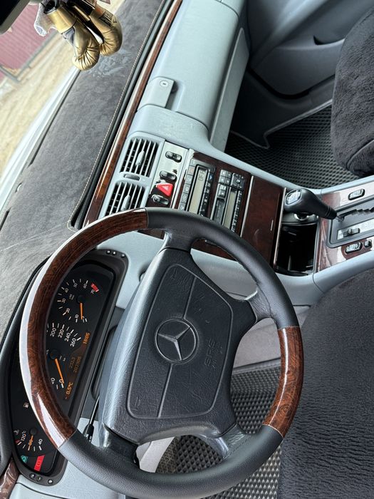 Mercedes benz W210