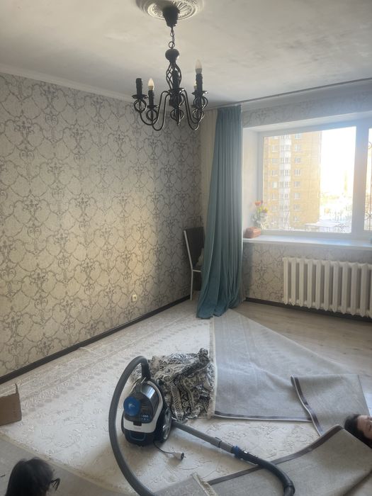 Район 7 паликлиника 2 бөлмелі пәтер жал