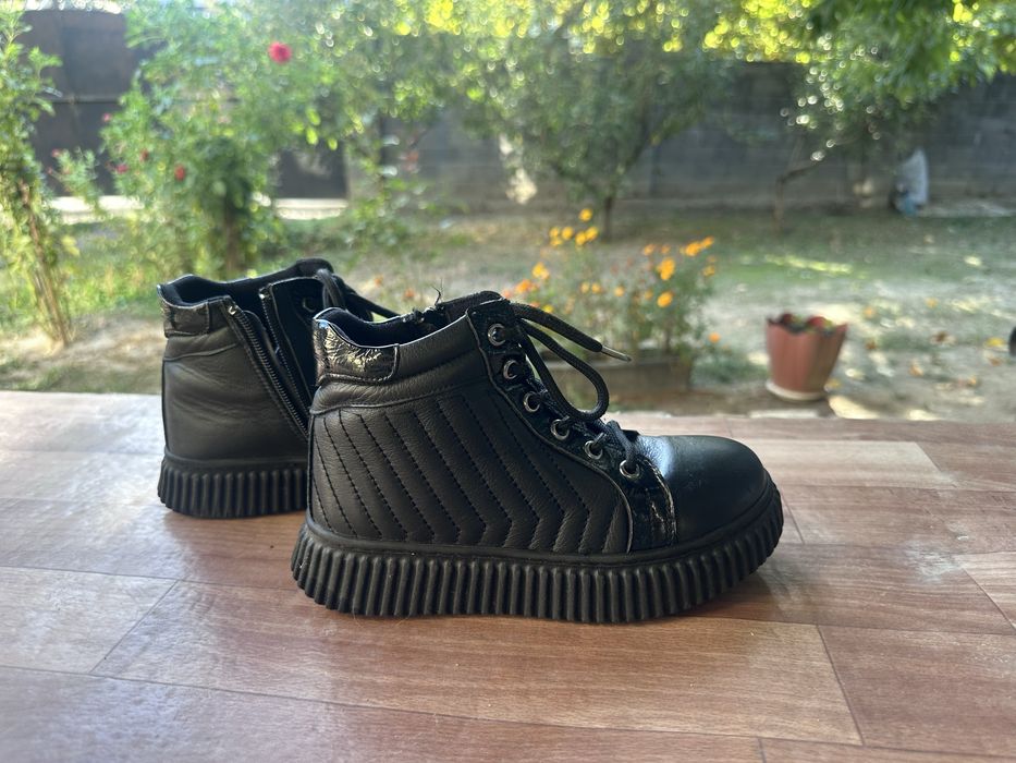 Детские осенние ботинки