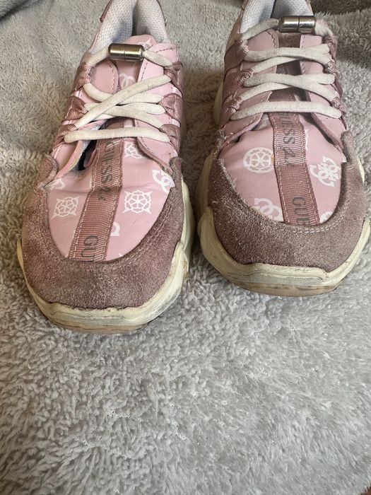 Детски маратонки  Guess .номер 32