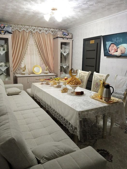 продаётся 2 комнатная квартира 4 мк 50дом