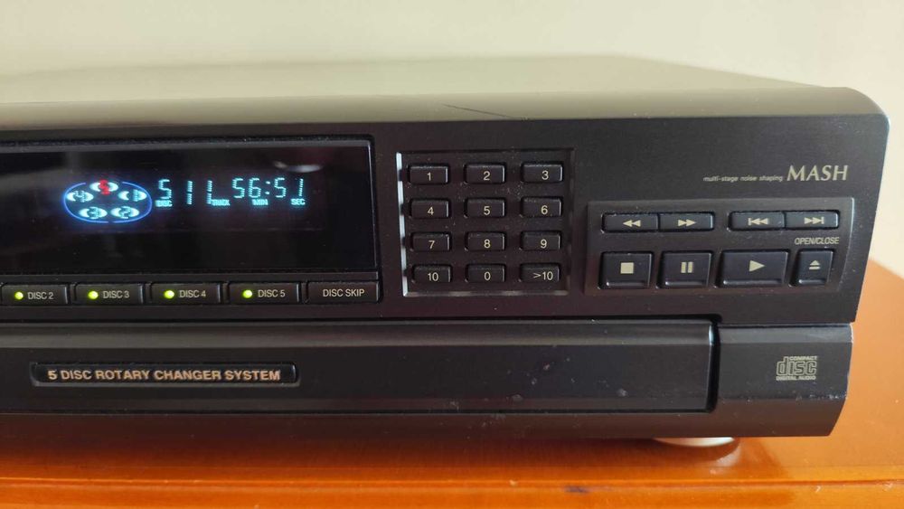 CD player Technics SL-PD8