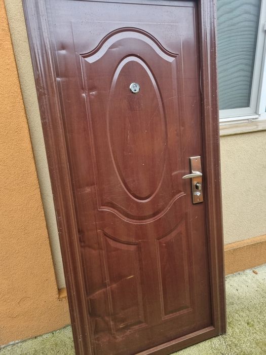 Ușa metalică apartament 2-1