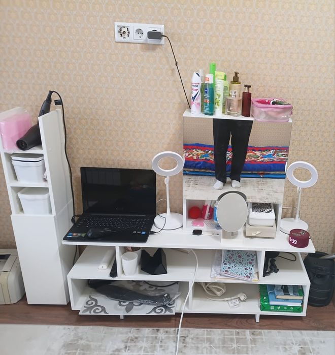 Продам тумбу под тв, шкаф-пенал