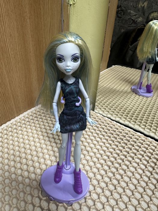 Продам куклу монстр хвй!