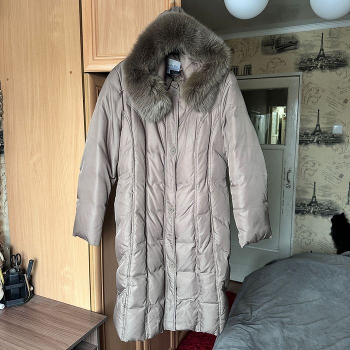 Зимний пуховик 54 размера.