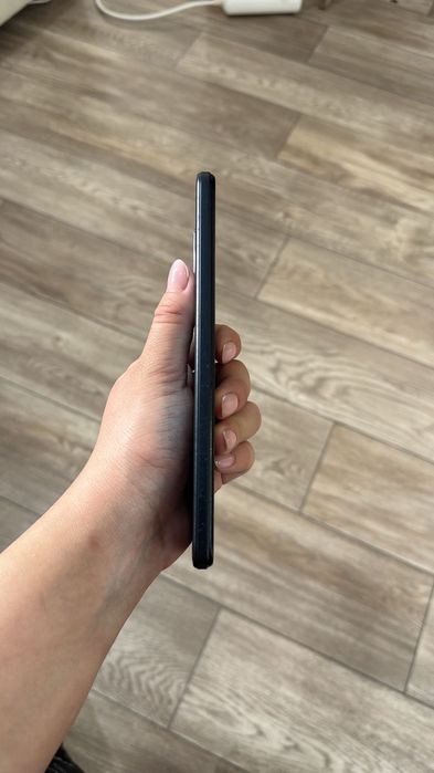Продам телефон Vivo Y33s