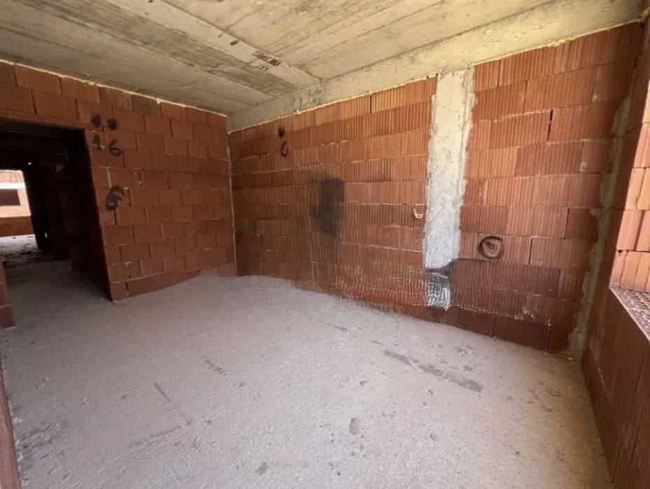 Продава се Двустаен апартамент в Пловдив, Остромила - 58 кв.м за 1379 €/кв.м - Снимка #4